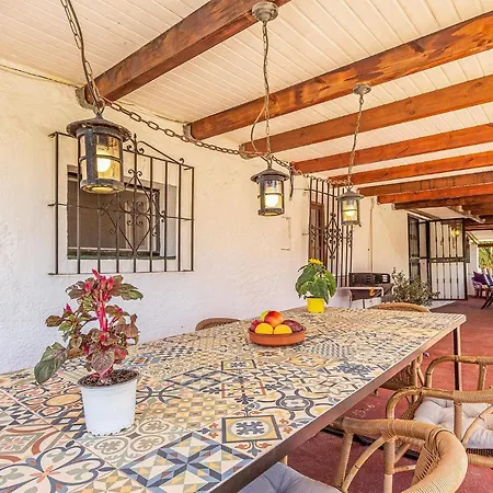 Holiday home Amazing In With Wifi *